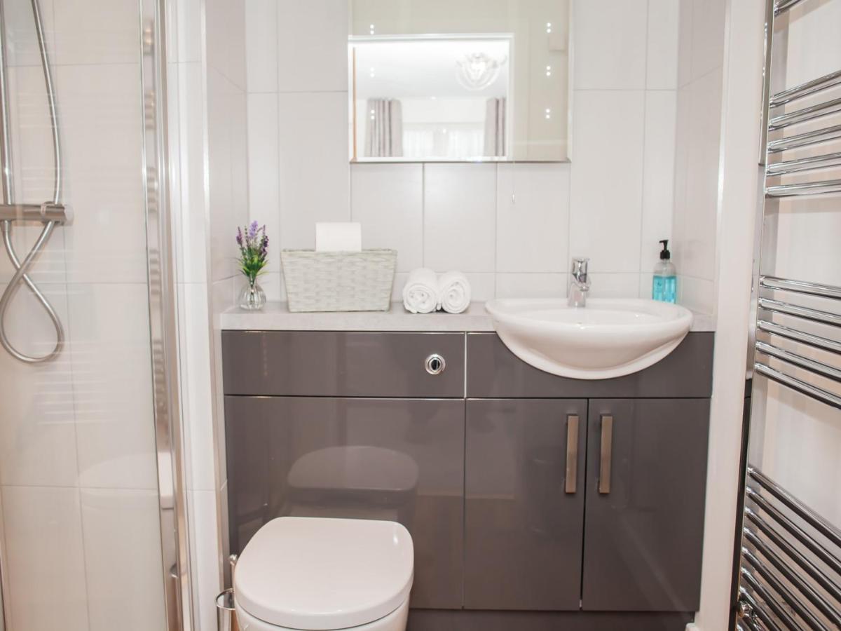 Henge House, Sarsen Apartment Bath Exterior photo